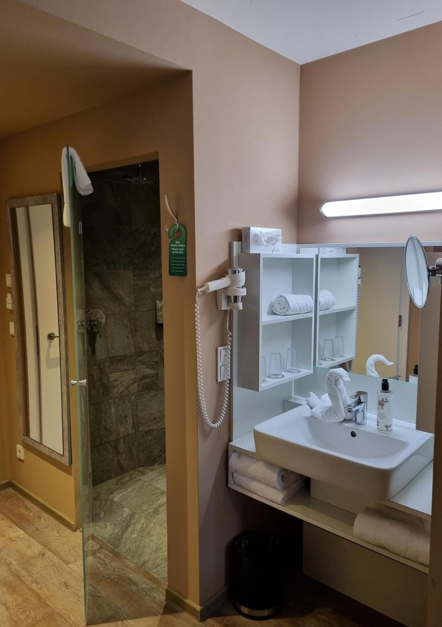 Cubo Sport & Art Hotel Sankt Johann in Tirol Exterior foto